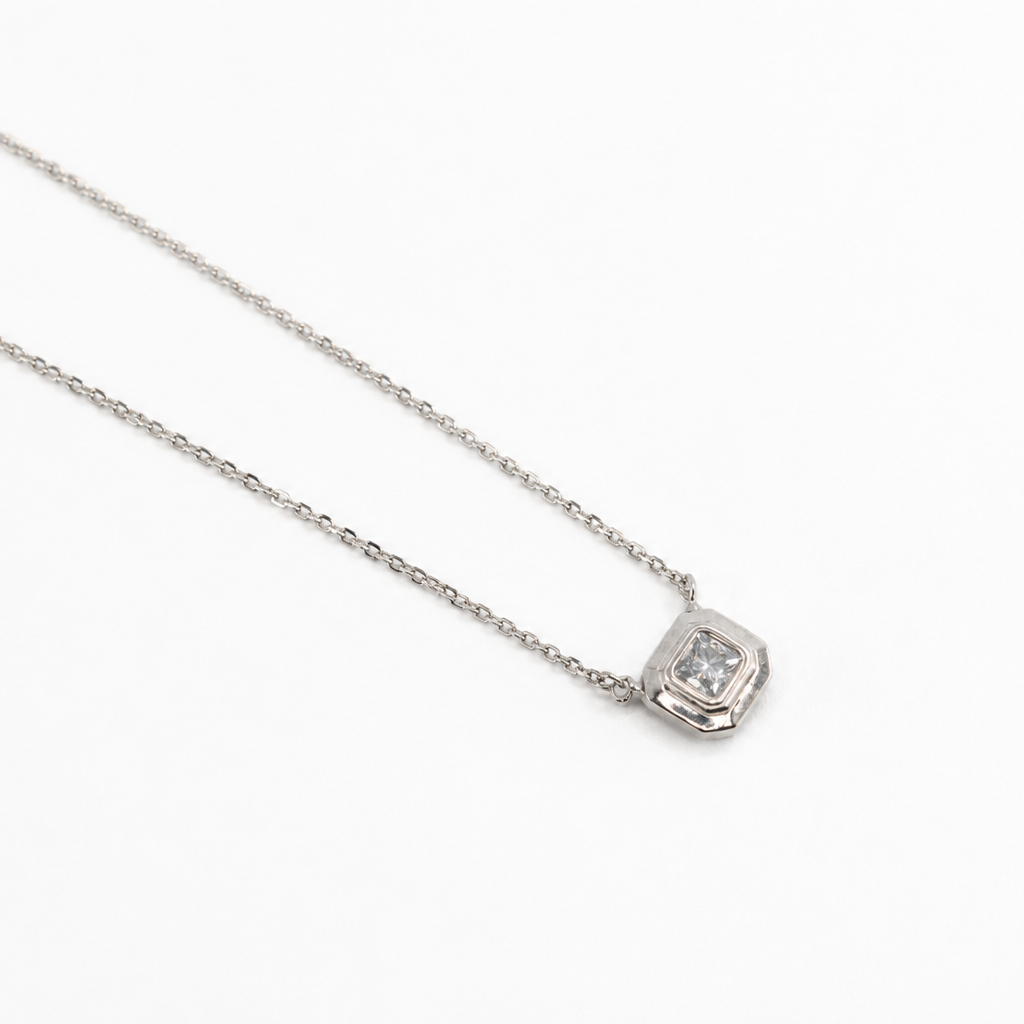 Lumina Necklace